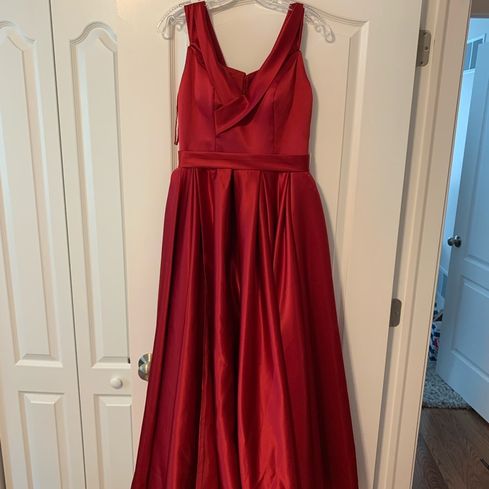 Dark red prom dress never worn